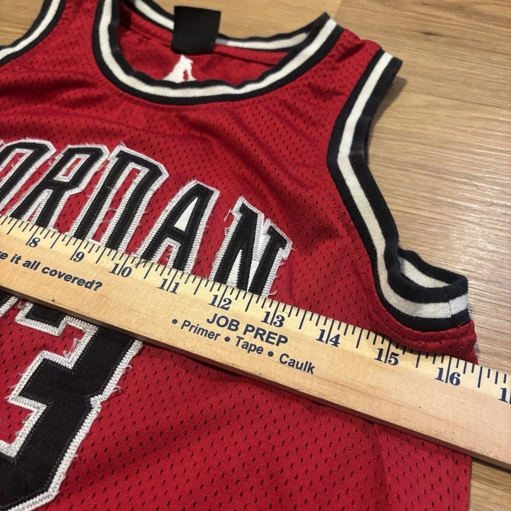 Nike Air Jordan Jersey Youth Boys Large 12-13 Red Black Chicago Bulls Jordan #23